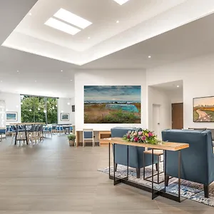 https://coast-tsawwassen-inn.vancouver-hotels-bc.net